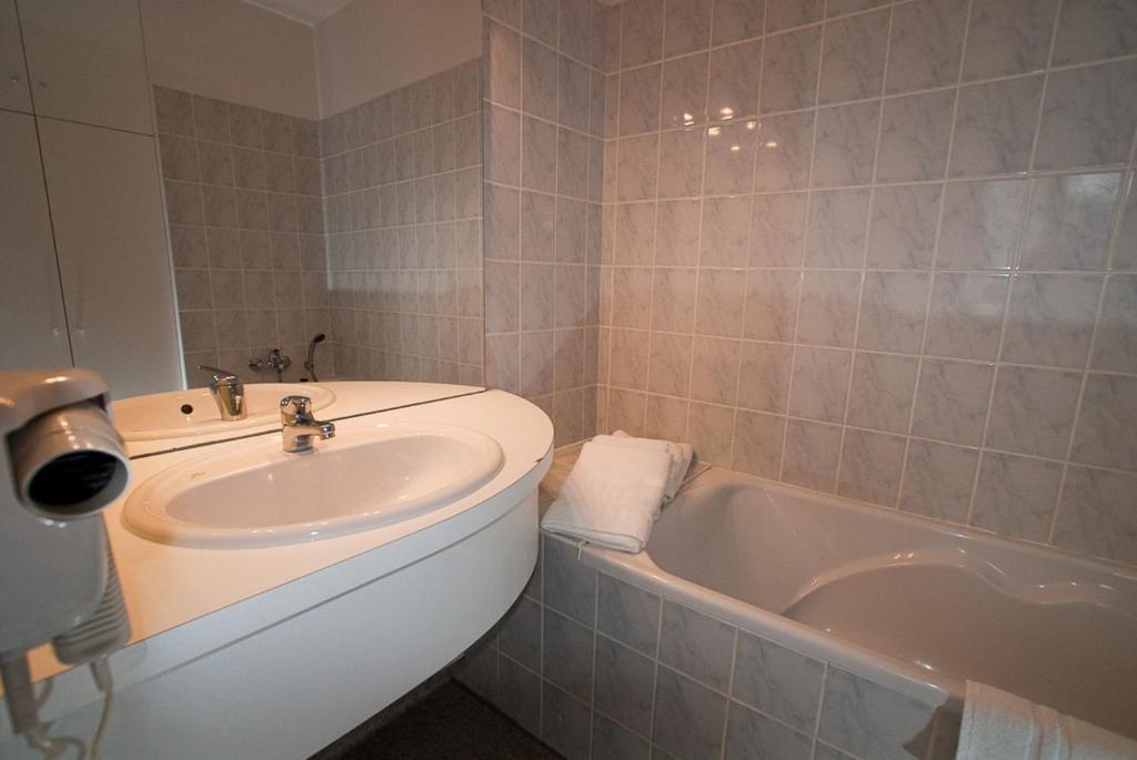 Les Messines Apparthotel Metz Szoba fotó