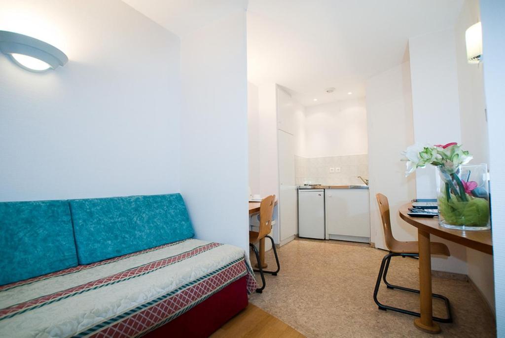 Les Messines Apparthotel Metz Szoba fotó